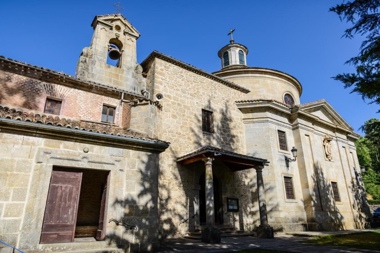 Gredos Abantera Apartamento Arenas de San Pedro Exterior foto
